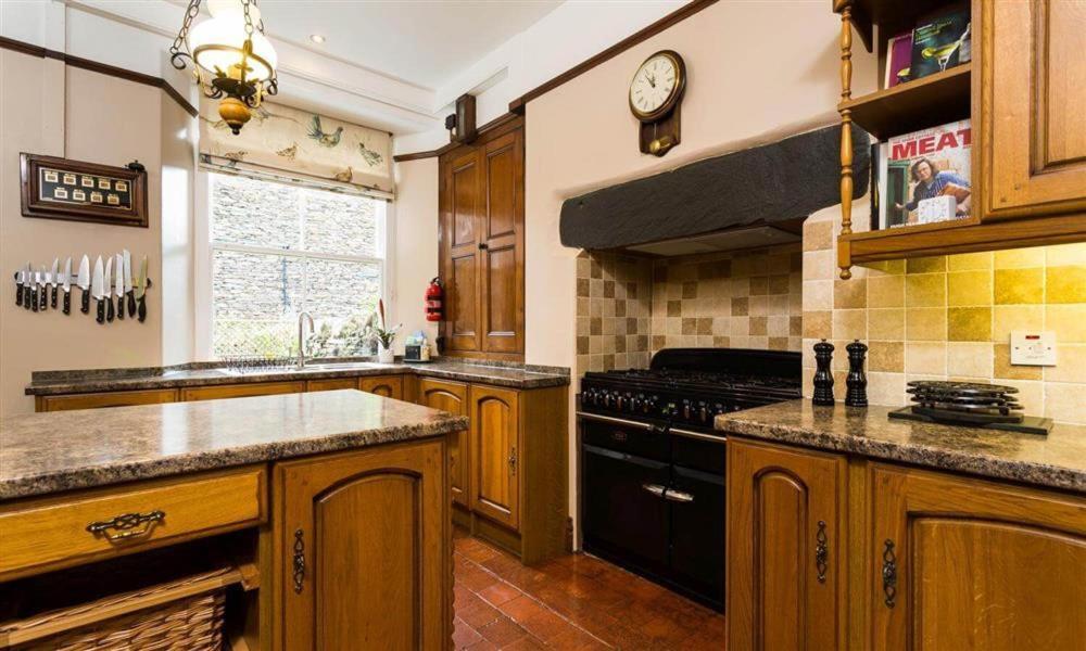 Bracken Howe Villa Ембълсайд Екстериор снимка